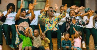 Tommy Dee Jones – Hallelujah | Official Gospel Video
